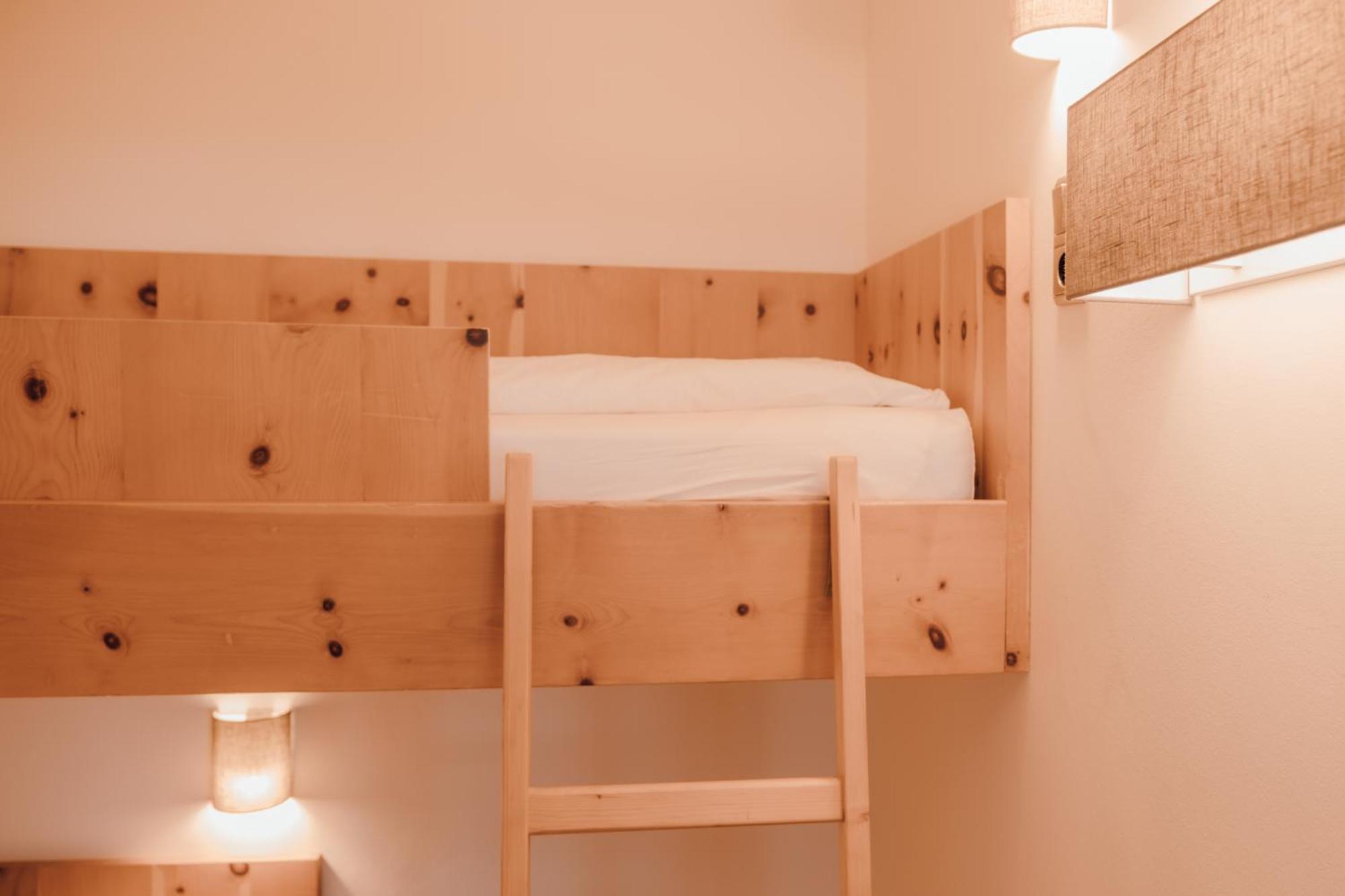 Residence Hotel Alpinum Campo Tures Bagian luar foto