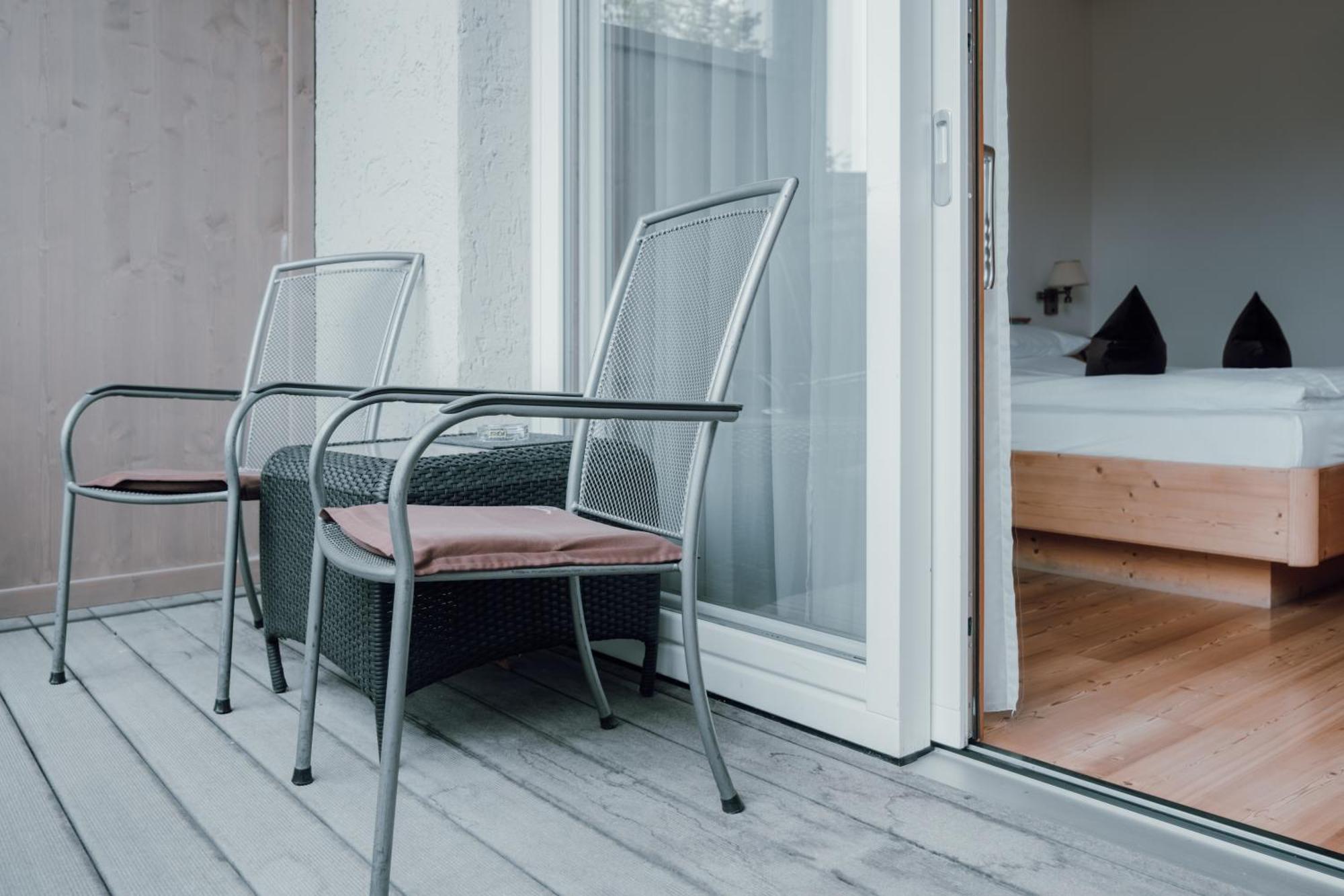 Residence Hotel Alpinum Campo Tures Bagian luar foto